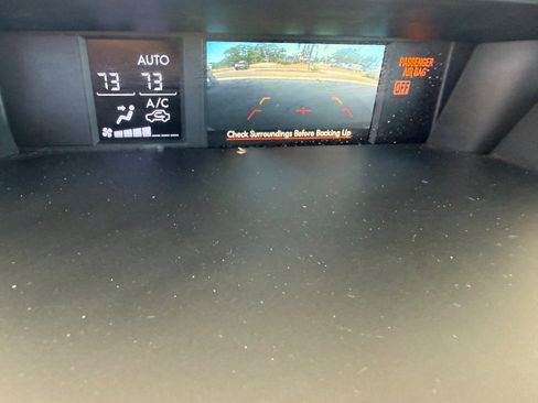 Used 2014 Subaru Forester 2.5i Touring AWD/4WD image 28