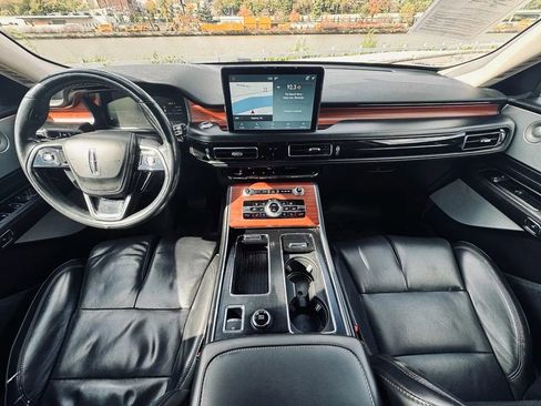 Used 2021 Lincoln Aviator Reserve w/ Equipment Group 202A image 20