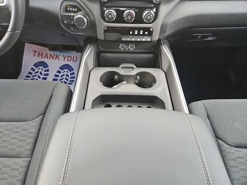 New 2026 RAM 1500 Express AWD/4WD image 30
