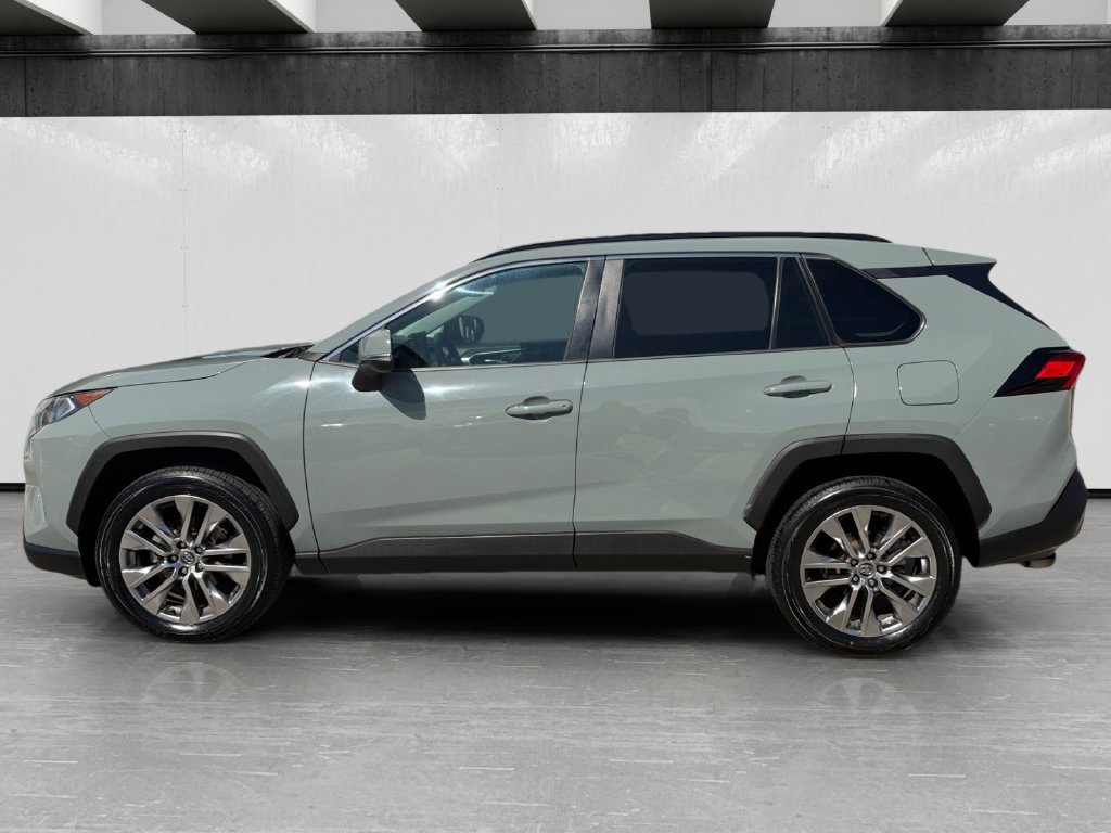 Used 2020 Toyota RAV4 XLE Premium FWD image 2