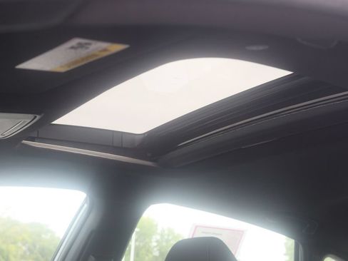 Used 2023 Honda Accord Sport image 4