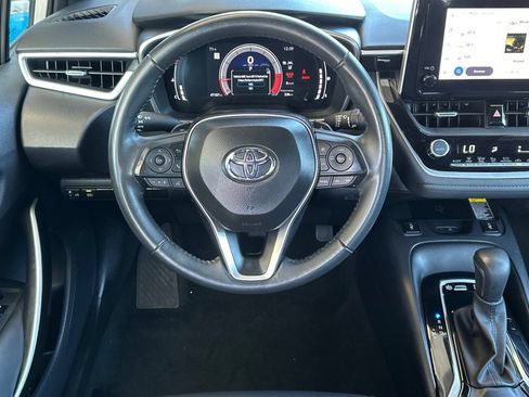 Used 2024 Toyota Corolla XSE FWD image 17