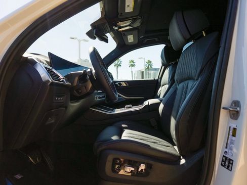 New 2026 BMW X5 M60i image 10