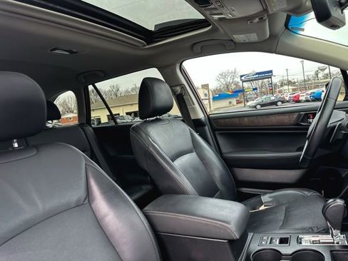 Used 2017 Subaru Outback 2.5i Limited image 26