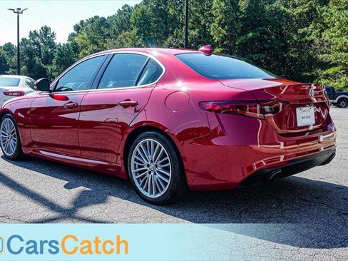 Used 2017 Alfa Romeo Giulia Ti w/ Lusso Light Wood Package image 13