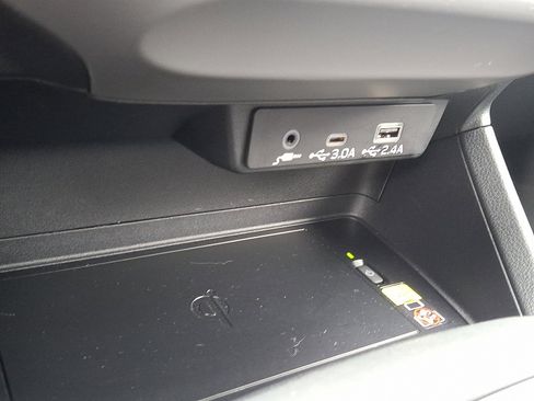 Used 2024 Subaru Crosstrek 2.5i Limited image 25