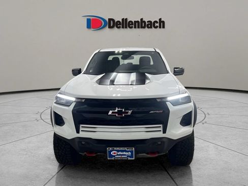 Used 2024 Chevrolet Colorado ZR2 w/ Technology Package AWD/4WD image 8