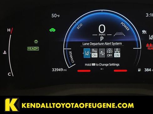 Used 2025 Toyota Camry LE image 12