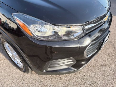 Used 2020 Chevrolet Trax LS FWD image 16