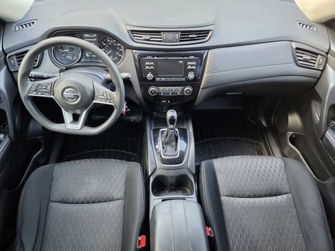 Used 2017 Nissan Rogue S AWD/4WD image 24