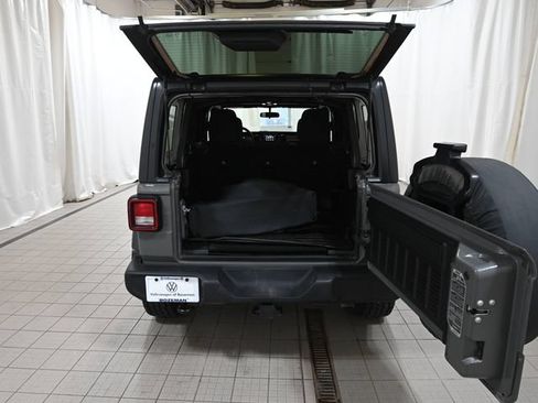 Used 2019 Jeep Wrangler Unlimited Sport S AWD/4WD image 23