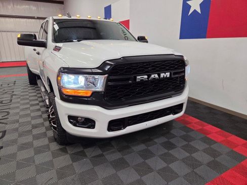 Used 2019 RAM 3500 Tradesman image 23