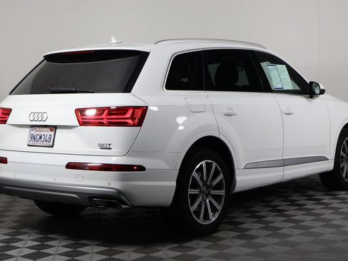 Used 2018 Audi Q7 3.0T Premium AWD/4WD image 4