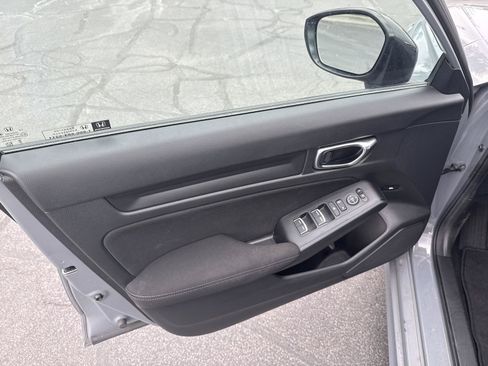 Used 2025 Honda Civic Sport image 7