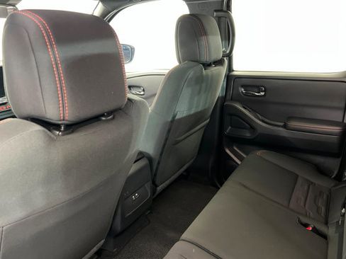 Certified 2025 Nissan Frontier PRO-4X image 19