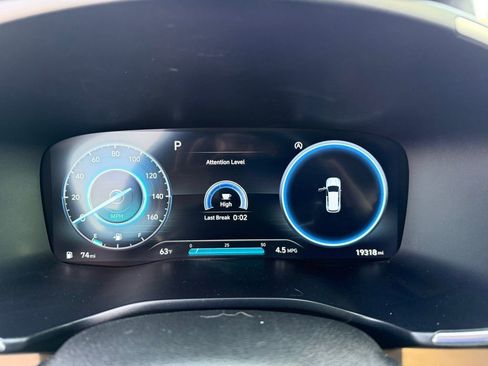 Certified 2023 Hyundai Santa Fe SEL w/ Premium Package image 16