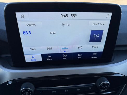 Used 2022 Ford Escape SEL image 16