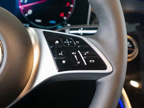 New 2026 Mercedes-Benz GLC 300 4MATIC image 17