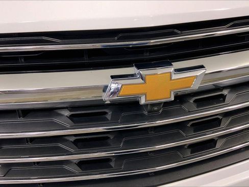 Used 2024 Chevrolet Traverse LT image 29