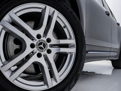 Used 2020 Mercedes-Benz GLB 250 4MATIC image 5