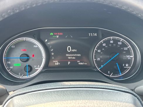 Used 2024 Toyota Venza XLE AWD/4WD image 22