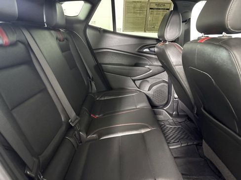 Used 2025 Chevrolet Trax RS w/ Driver Confidence Package image 22