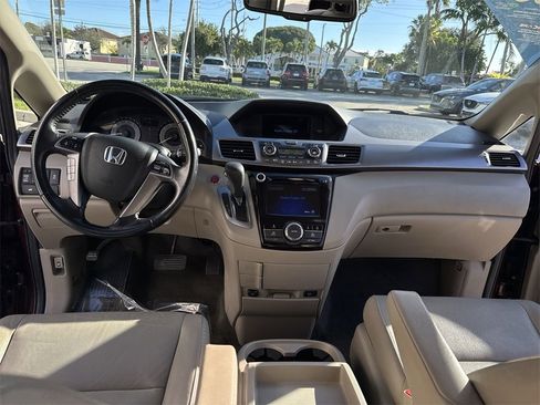 Used 2017 Honda Odyssey EX-L image 37