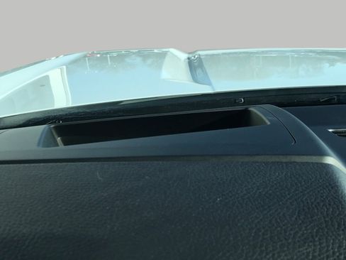 Certified 2025 GMC Yukon XL Denali image 37