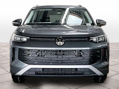 New 2026 Volkswagen Tiguan S image 5