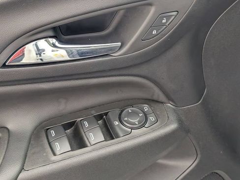 Used 2023 Chevrolet Equinox LT w/ LPO, Floor Liner Package AWD/4WD image 11