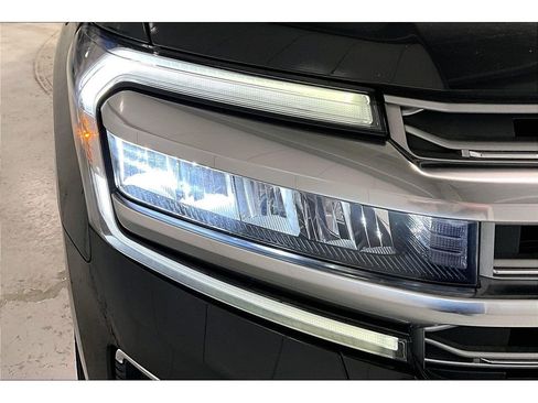 Used 2023 Ford Expedition Max Platinum image 30