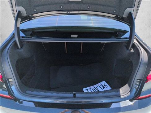 Used 2022 BMW 330i Sedan w/ M Sport Package RWD image 6