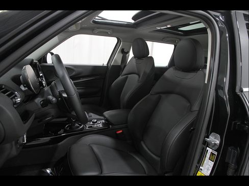 Used 2024 MINI Cooper Clubman S AWD/4WD image 5