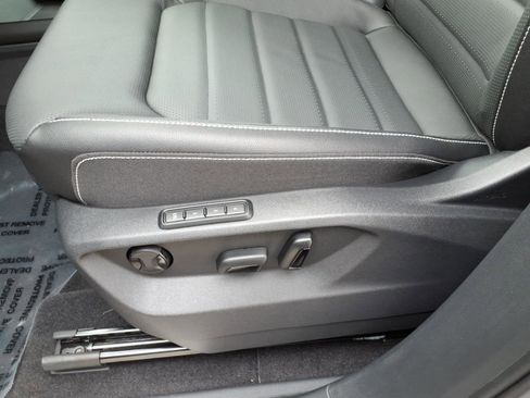 New 2026 Volkswagen Atlas SEL image 13