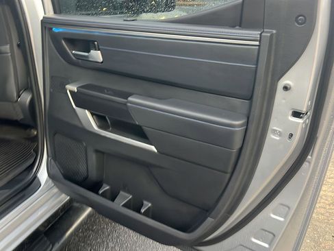 Used 2023 Toyota Tundra Platinum image 15