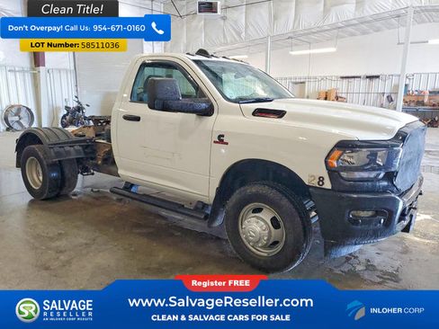 Used 2023 RAM 3500 Tradesman w/ Cold Weather Group RWD image 5