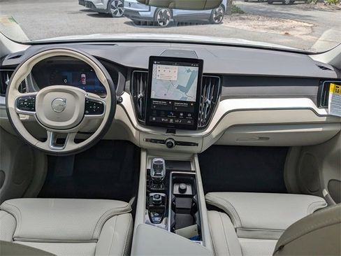 New 2026 Volvo XC60 B5 Ultra w/ Protection Package Premier image 16