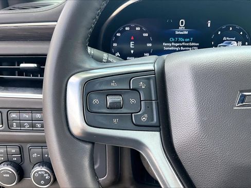 Used 2024 Chevrolet Tahoe Z71 w/ Luxury Package AWD/4WD image 22