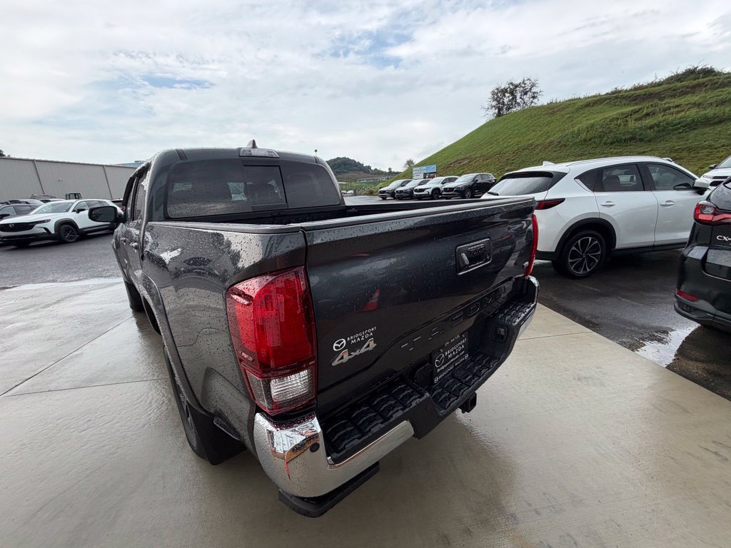 Used 2023 Toyota Tacoma SR5 AWD/4WD image 8