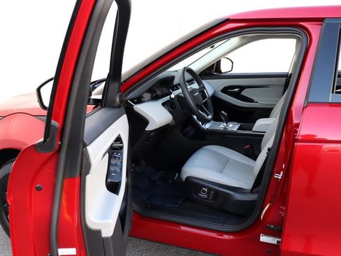 Used 2023 Land Rover Range Rover Evoque S image 2