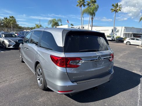 Used 2020 Honda Odyssey Touring image 5
