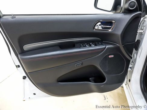 Used 2018 Dodge Durango R/T image 26