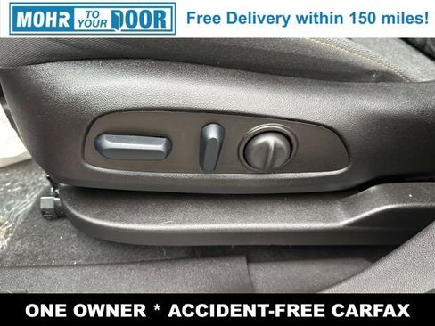 Used 2023 Chevrolet Equinox LT image 11