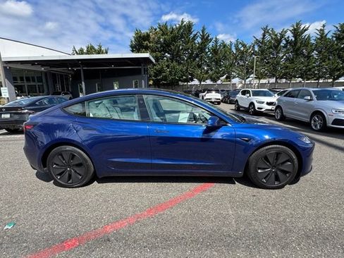 Used 2025 Tesla Model 3 Long Range AWD/4WD image 4