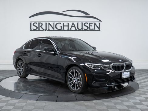 Used 2019 BMW 330i xDrive Sedan w/ Premium Package image 3