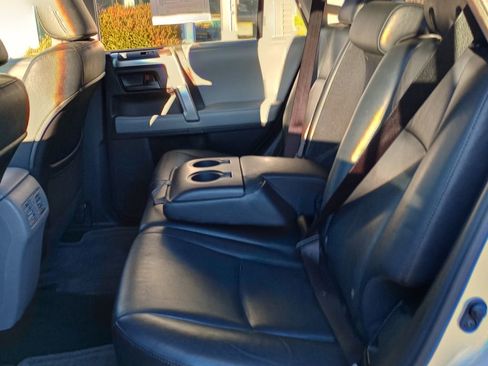 Used 2011 Toyota 4Runner SR5 image 19