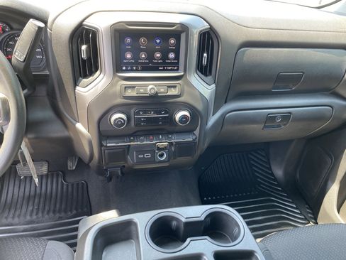 Used 2022 Chevrolet Silverado 1500 Custom image 14