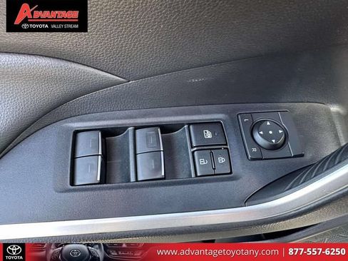 Certified 2023 Toyota RAV4 XLE w/ Convenience Package AWD/4WD image 21