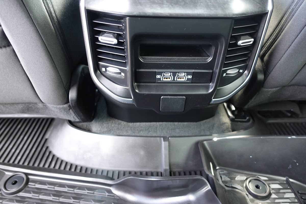 Used 2024 RAM 1500 Big Horn AWD/4WD image 41