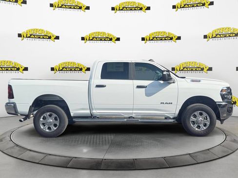 New 2026 RAM 2500 Big Horn AWD/4WD image 6